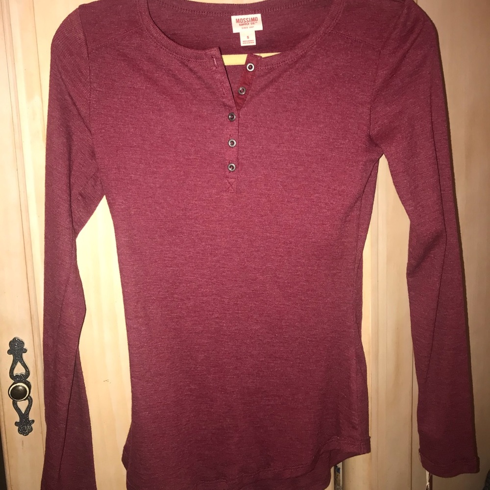 Long sleeve soft ribbed cotton shirt.  Red.